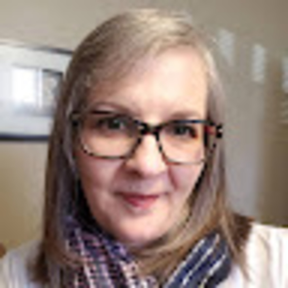 Meet your Posher, Lily a
